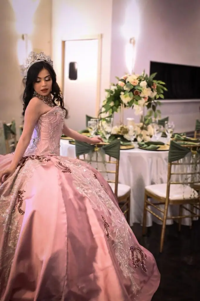 Quinceanera Salon, Quinceanera Venue, Event Venue, Reception Hall, Event Venue, Perfect Wedding Venue, Event Packages, Dallas Fort Worth Venue, Elegant Venue, Banquet Hall, Event Hall, Ballroom, Event Center, Elegant Party Hall, Party Venue