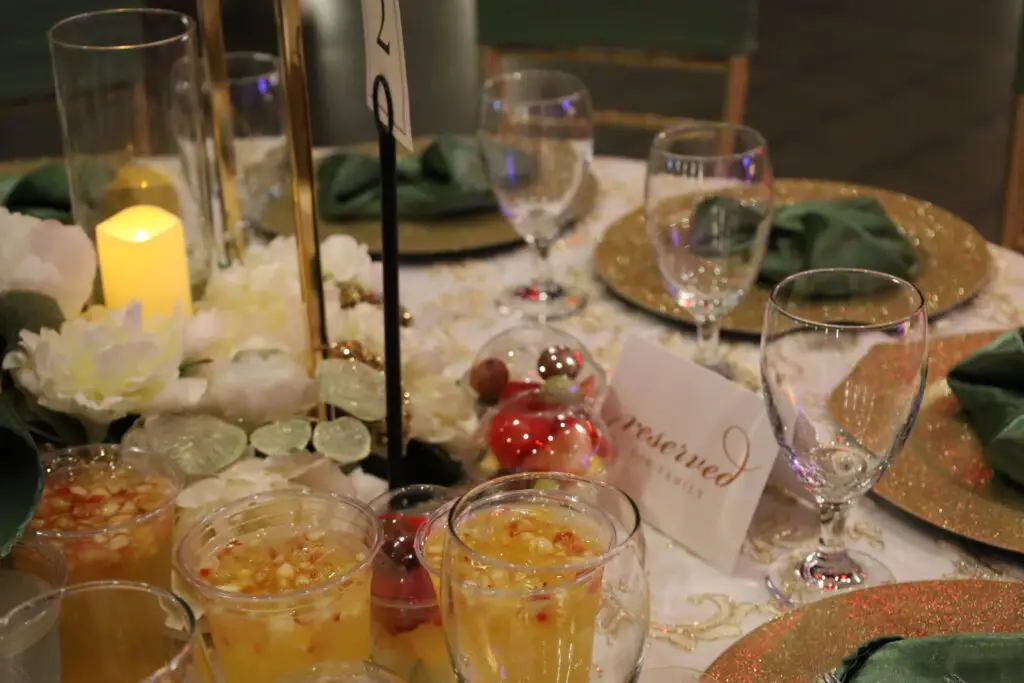 Wedding Reception, Wedding Venue, Full Bar, Amenities, Bride & Groom, Green and Gold color scheme, Tall centerpieces, white and cream flowers